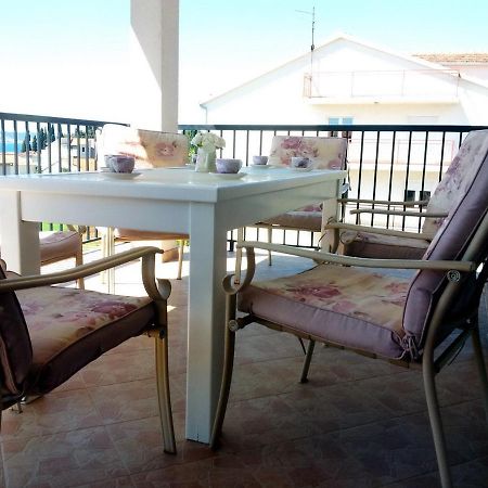 Kaštela Apartment Maria - Comfortable المظهر الخارجي الصورة