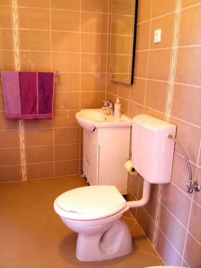 Kaštela Apartment Maria - Comfortable المظهر الخارجي الصورة